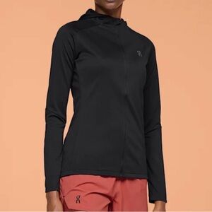 On Running Women's Black Hoodie